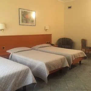 Hotel Kebhotel, Milán